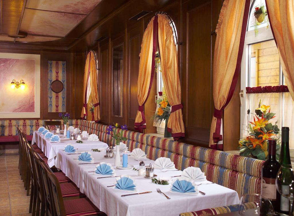 Hotel Restaurant Wallner I Contactless Check-In 상트발렌틴 외부 사진